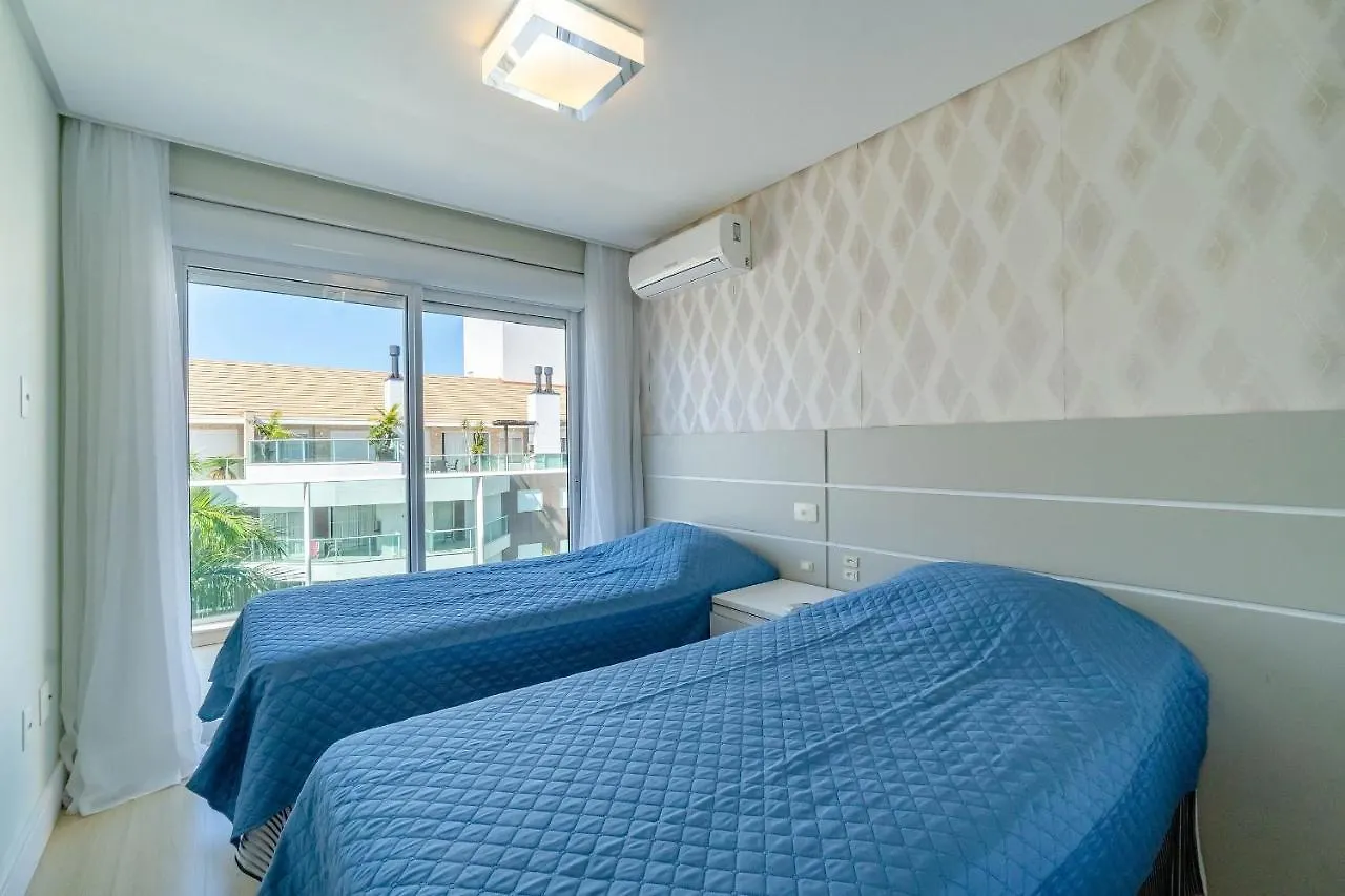 Cobertura Alto Padrao Em Condo Com Piscina E Jacuzzi - Boulevard Bombinhas Brasilien